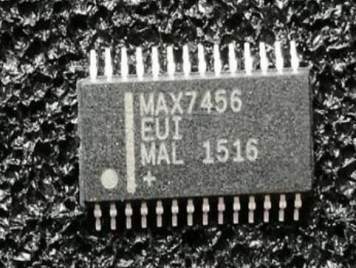 MAX7456EUI+T