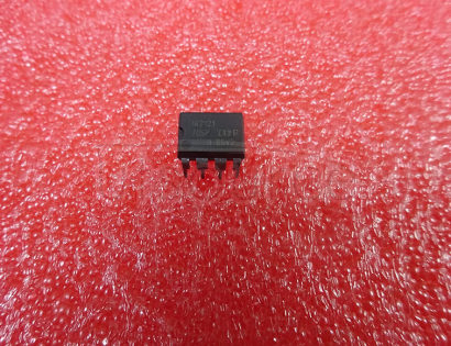 IR2121PBF MOSFET Driver Single, Low Side, 12V-18V supply, 3.3A peak out, DIP-8
