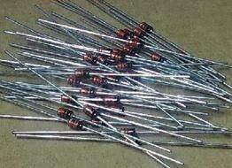 1N4744A 15V 1W（50pcs） 