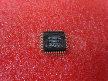 EPM7032QC44-10
