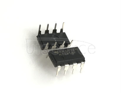 MC1458P The MC1458 and MC1558 are dual general-purpose operational amplifiers, with each half electrically similar to the μA741, except that offset null capability is not provided.
The high-common-mode input voltage range and the absence of latch-up make these amplifiers ideal for voltage-follower applications. The devices are short-circuit protected and the internal frequency compensation ensures stability without external components.
